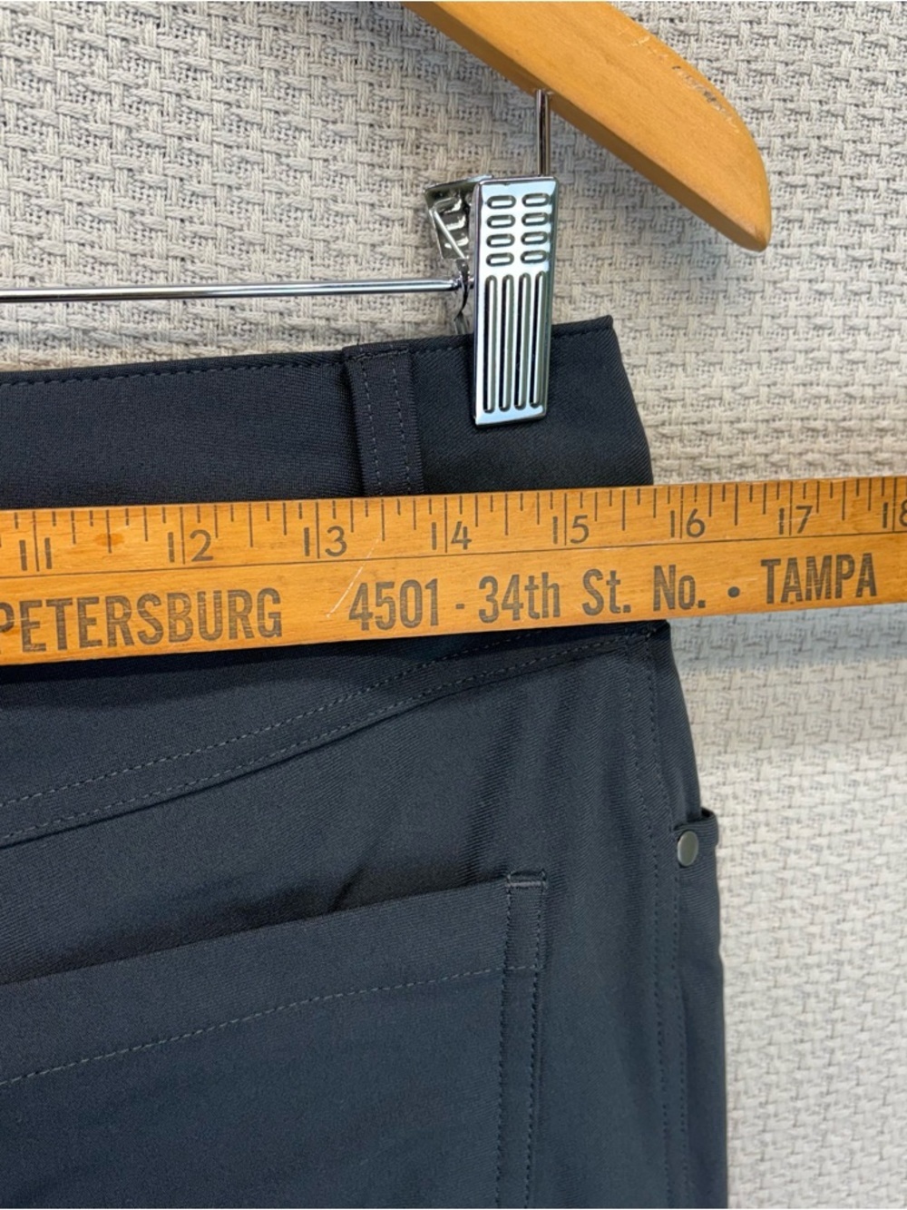 Lululemon Mens ABC Pant Classic Fit 5-Pocket Men Sz 30 Charcoal Gray EUC - Picture 9 of 10